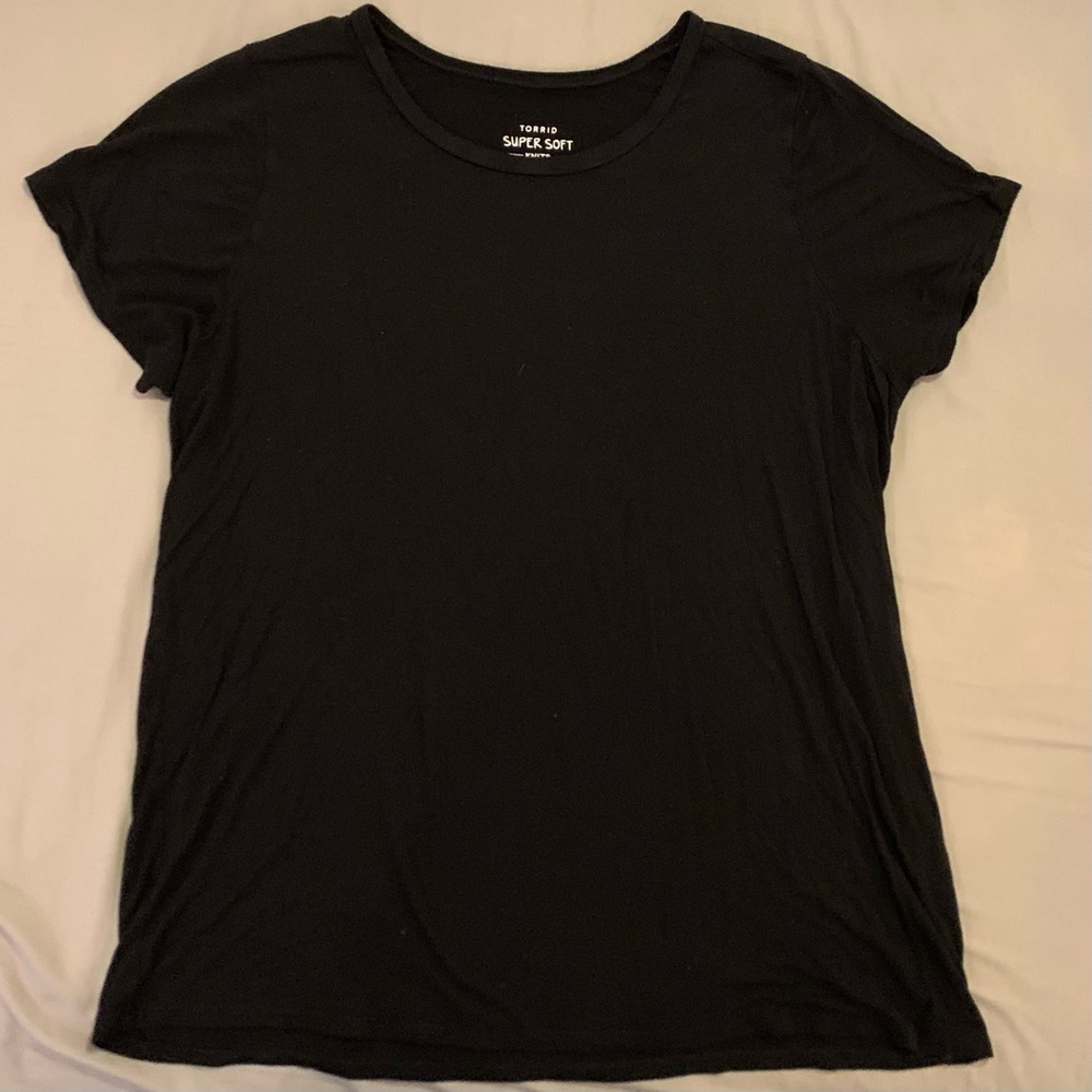 Torrid Super Soft Black tshirt - size 3